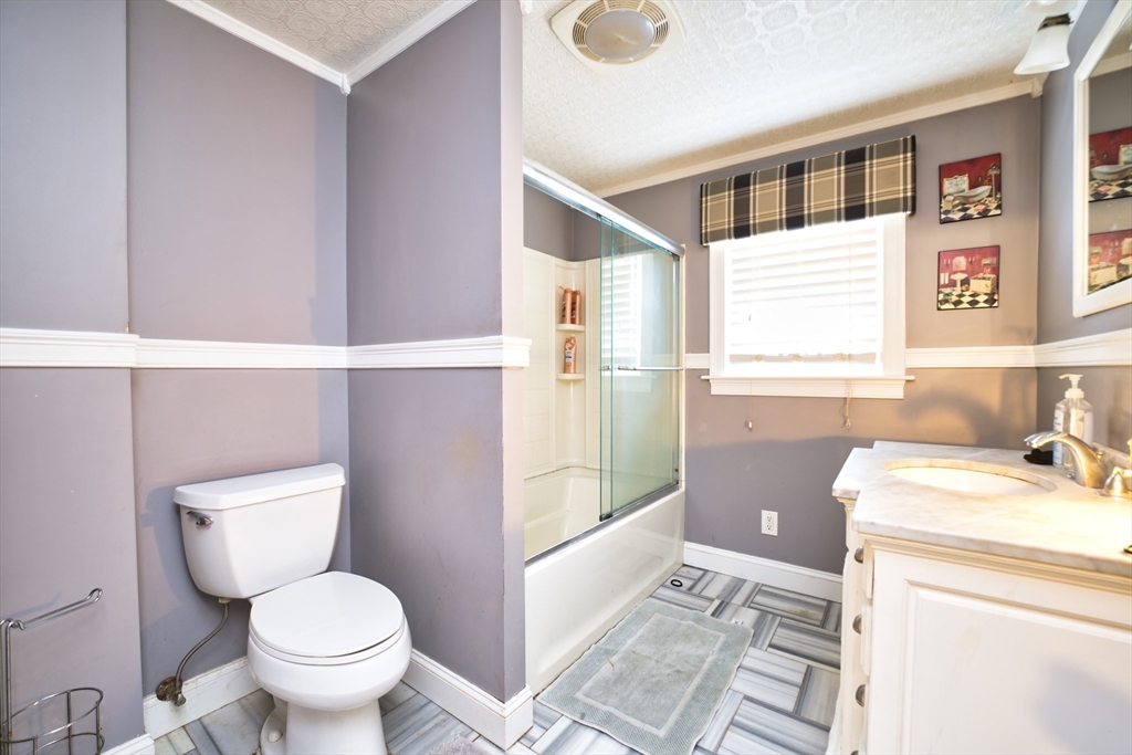 247 Albany Street Fall River, MA 02720 - Photo 24 of 37