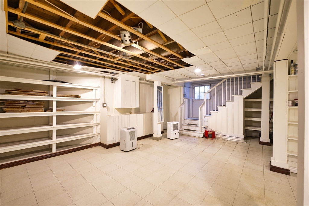 247 Albany Street Fall River, MA 02720 - Photo 29 of 37