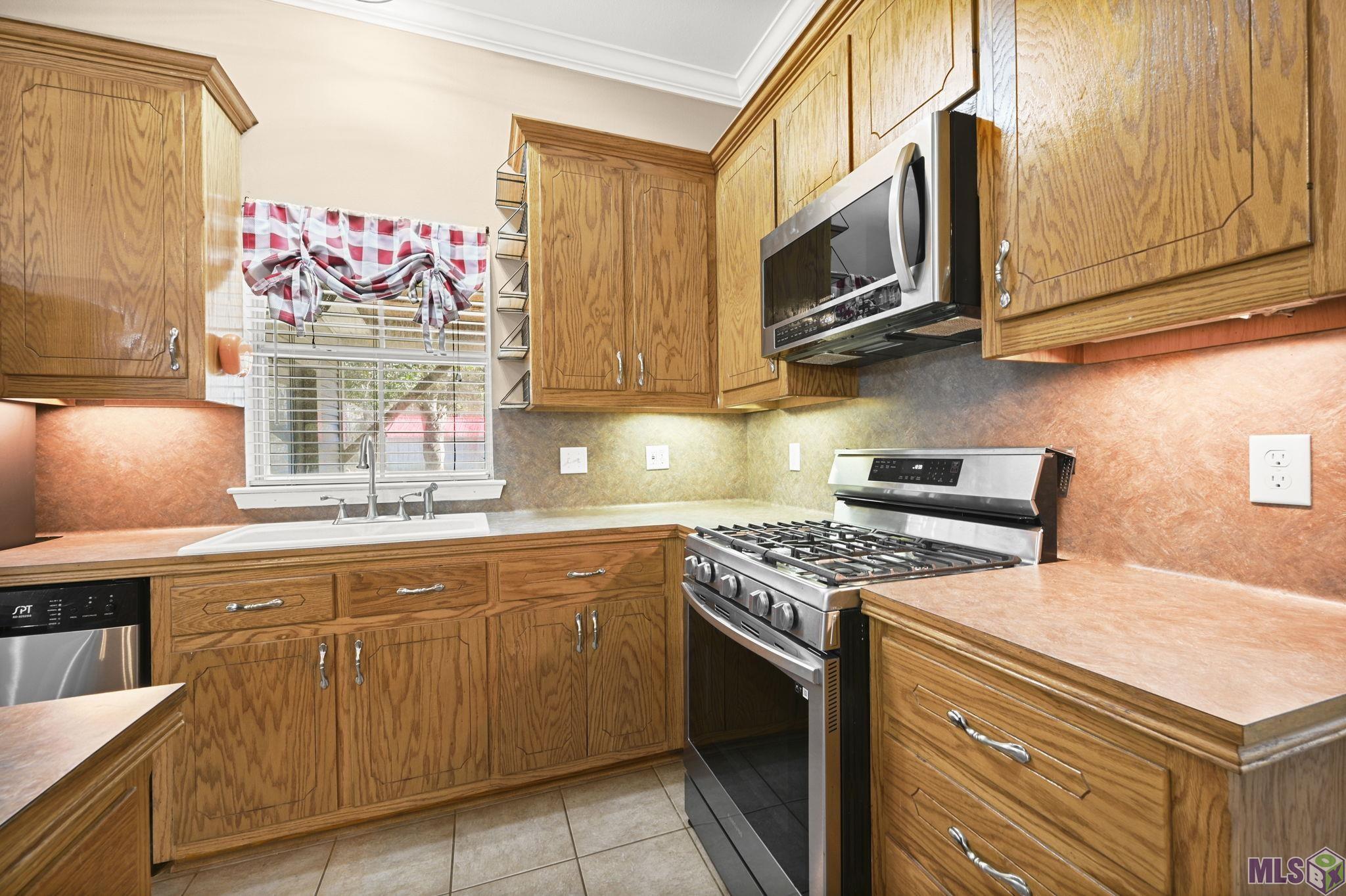 37700 Walker North Road Walker, LA 70785 - Photo 3 of 18