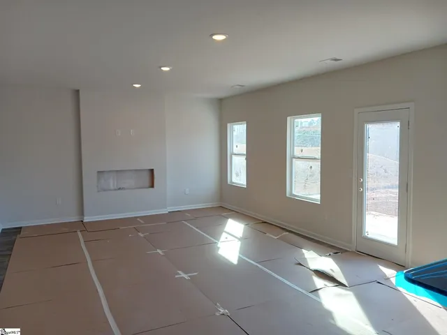 $320,990 | 217 Pretoria Drive, Woodruff, SC 29388