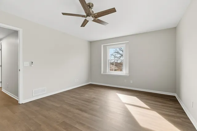 $184,900 | 2514 East 51st Street, Unit E, Davenport, IA 52807