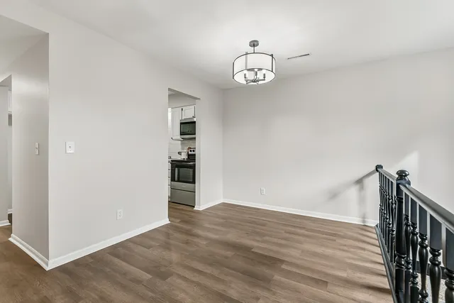 $184,900 | 2514 East 51st Street, Unit E, Davenport, IA 52807