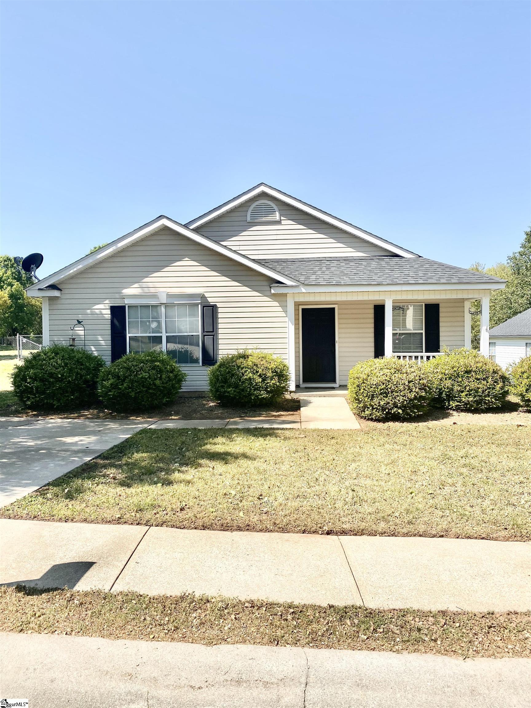 320 Hampton Ridge Drive Greer, SC 29651 - Photo 1 of 32 Gallery Image 1