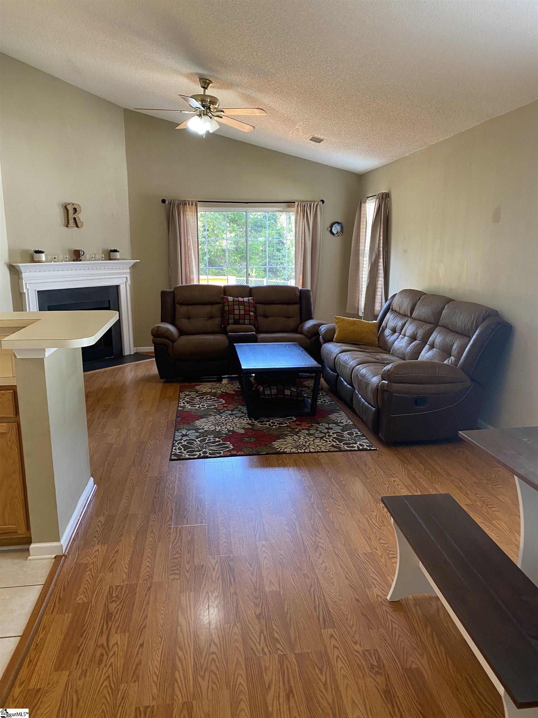 320 Hampton Ridge Drive Greer, SC 29651 - Photo 14 of 32 Gallery Image 14