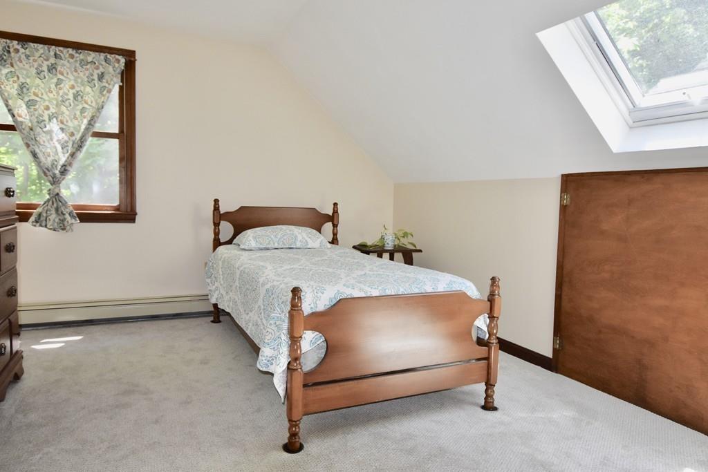 33 Rockrimmon Road Worcester, MA 01602 - Photo 10 of 17 Gallery Image 10