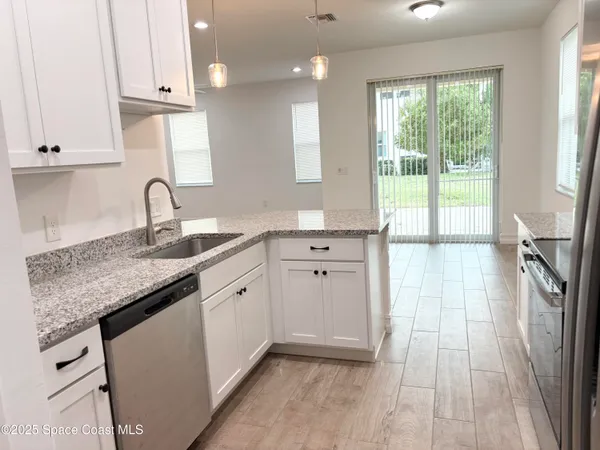 $2,300 | 1455 Isabella Drive, Unit 101, Melbourne, FL 32935