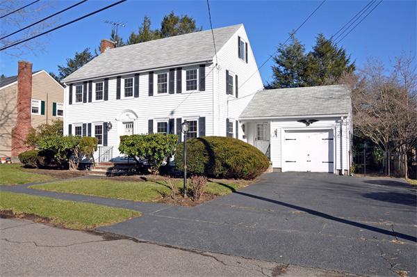 11 Garfield Road Milton, MA 02186 - Photo 2 of 14 Gallery Image 2