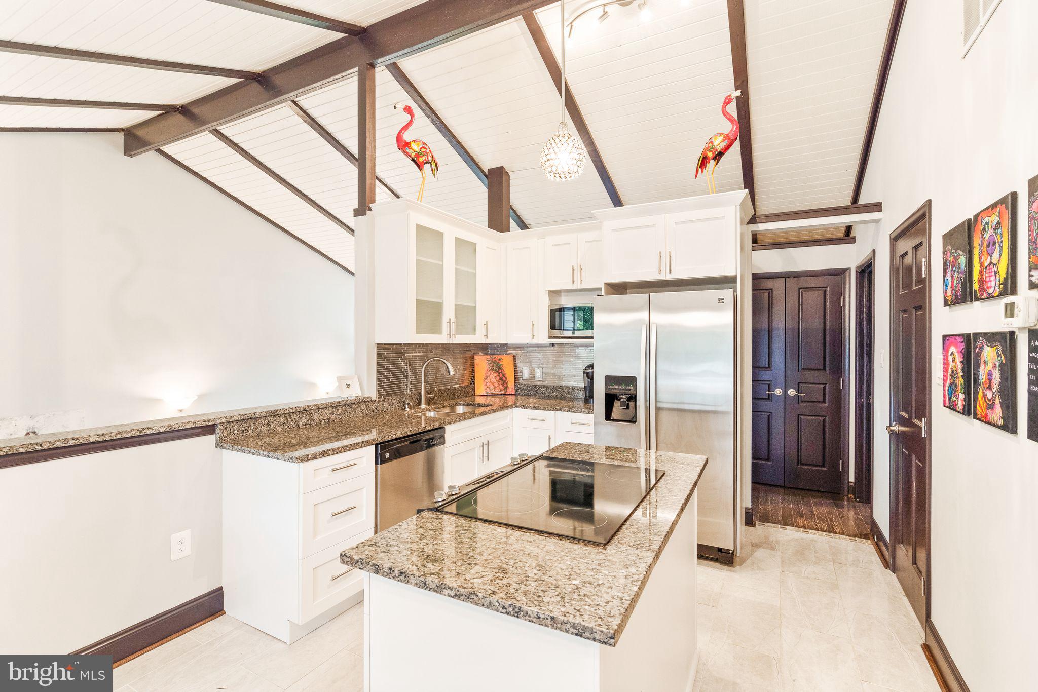 178 Magnolia Road Sterling, VA 20164 - Photo 13 of 42