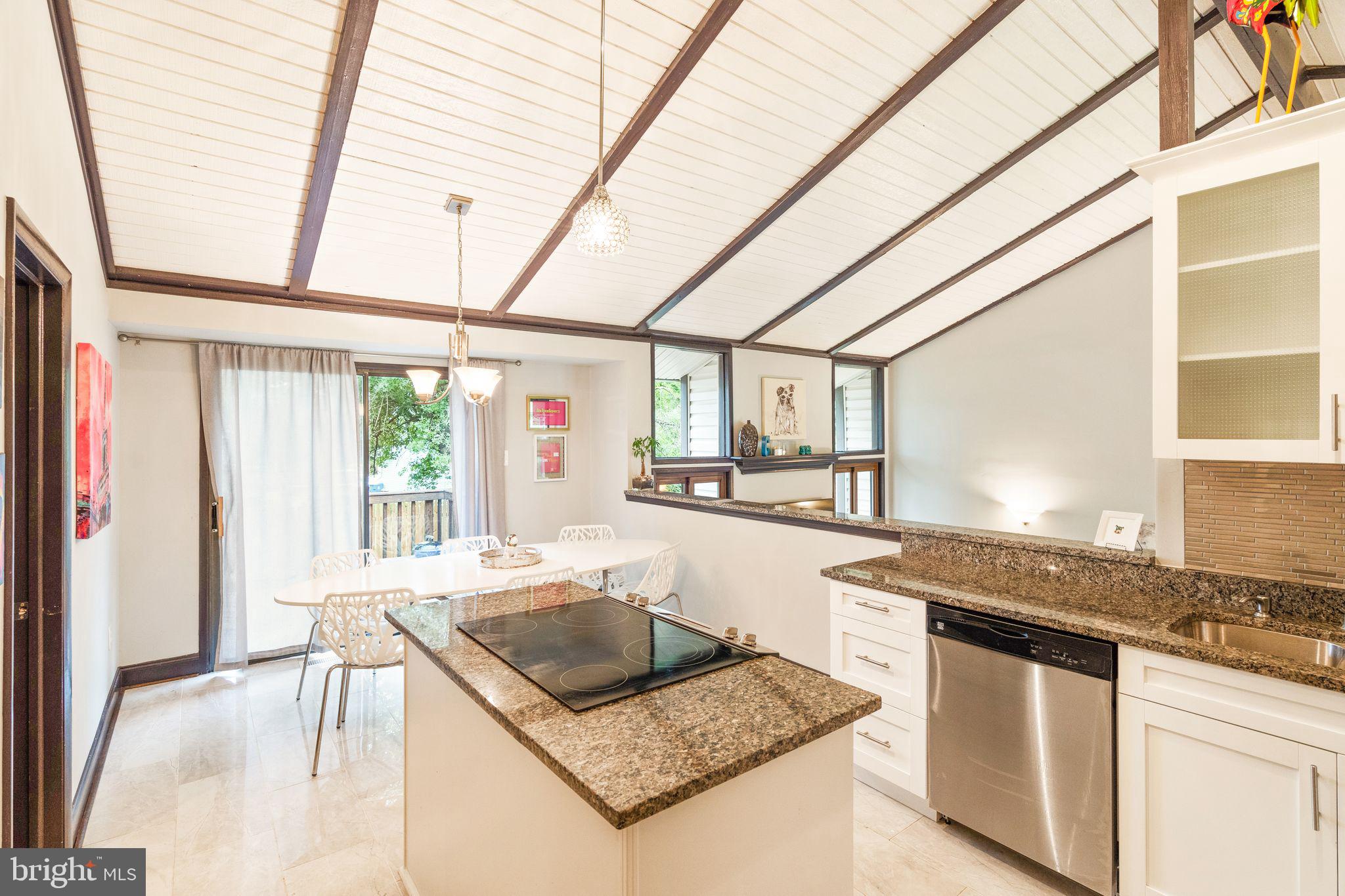 178 Magnolia Road Sterling, VA 20164 - Photo 14 of 42