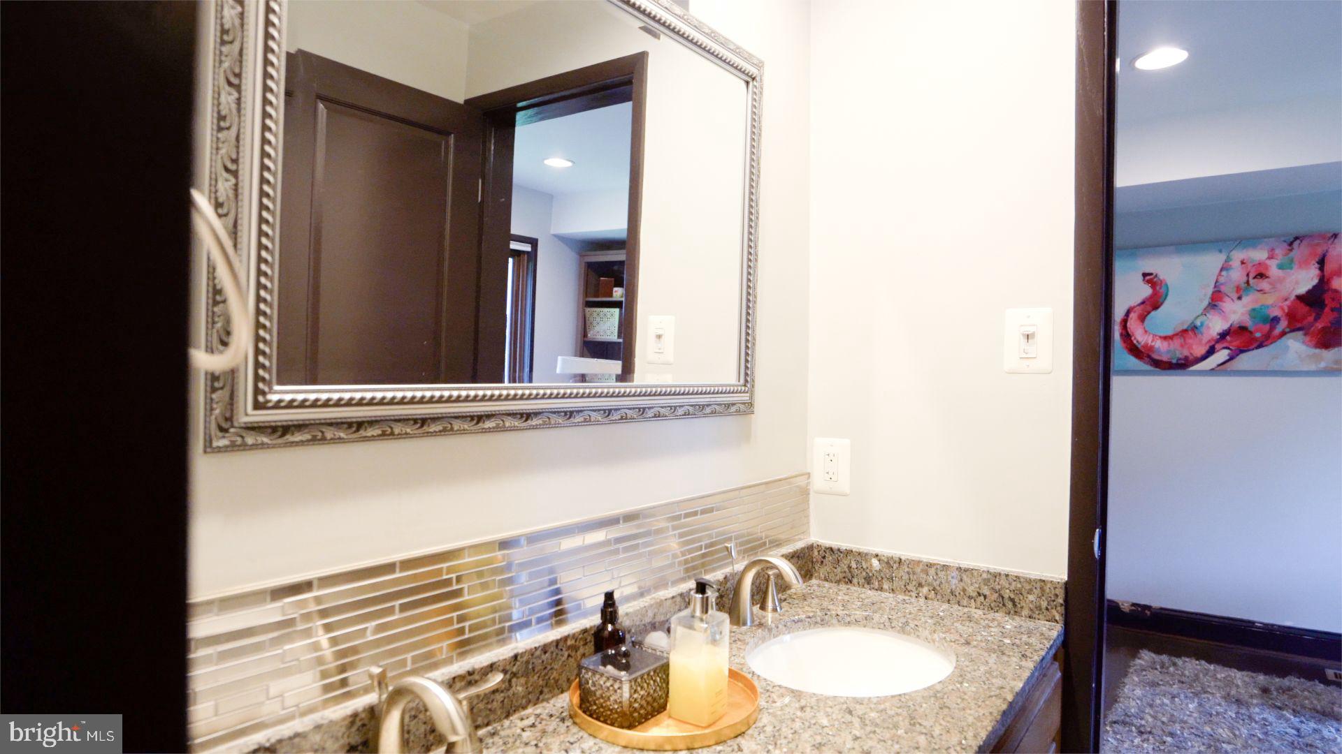 178 Magnolia Road Sterling, VA 20164 - Photo 20 of 42