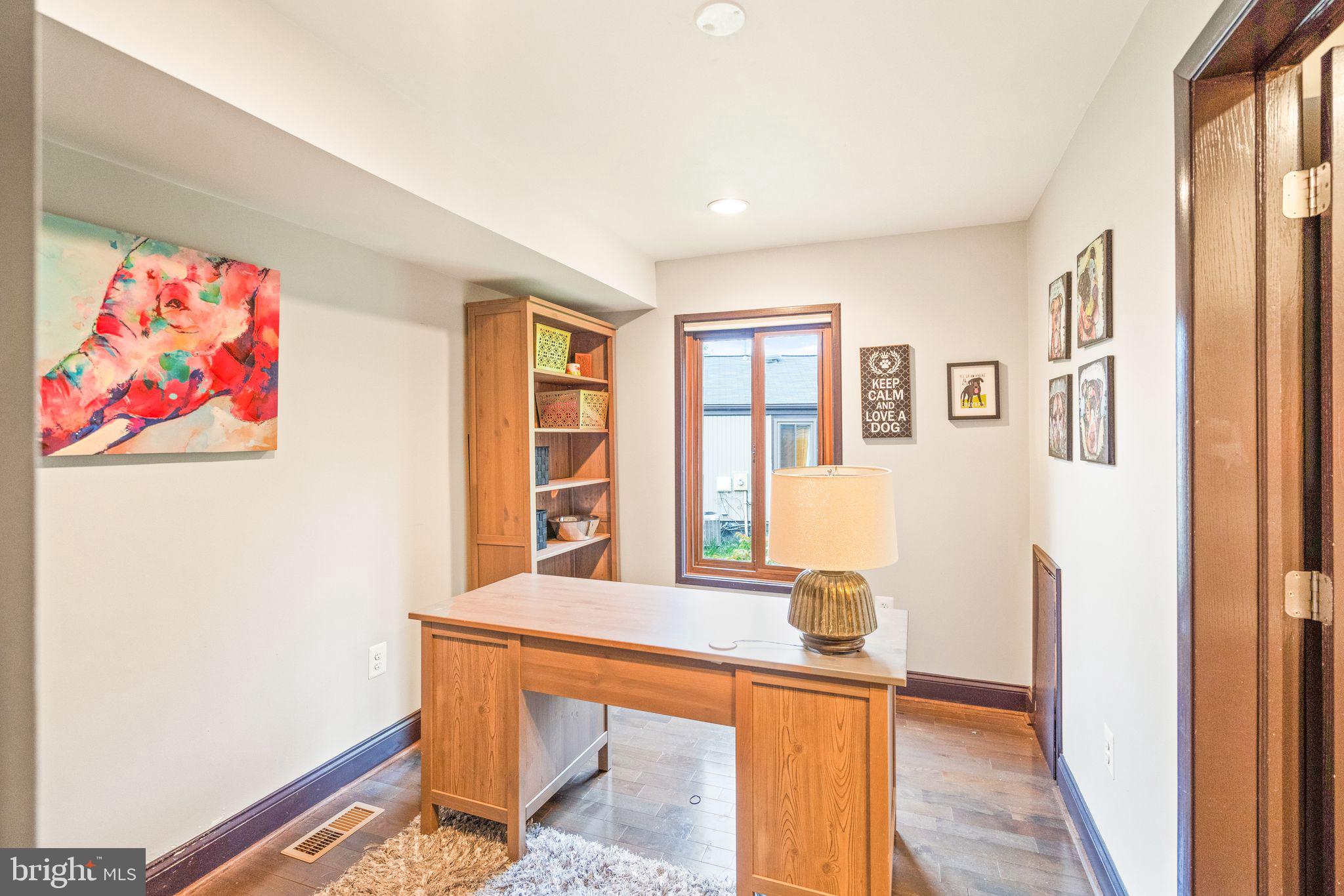 178 Magnolia Road Sterling, VA 20164 - Photo 22 of 42