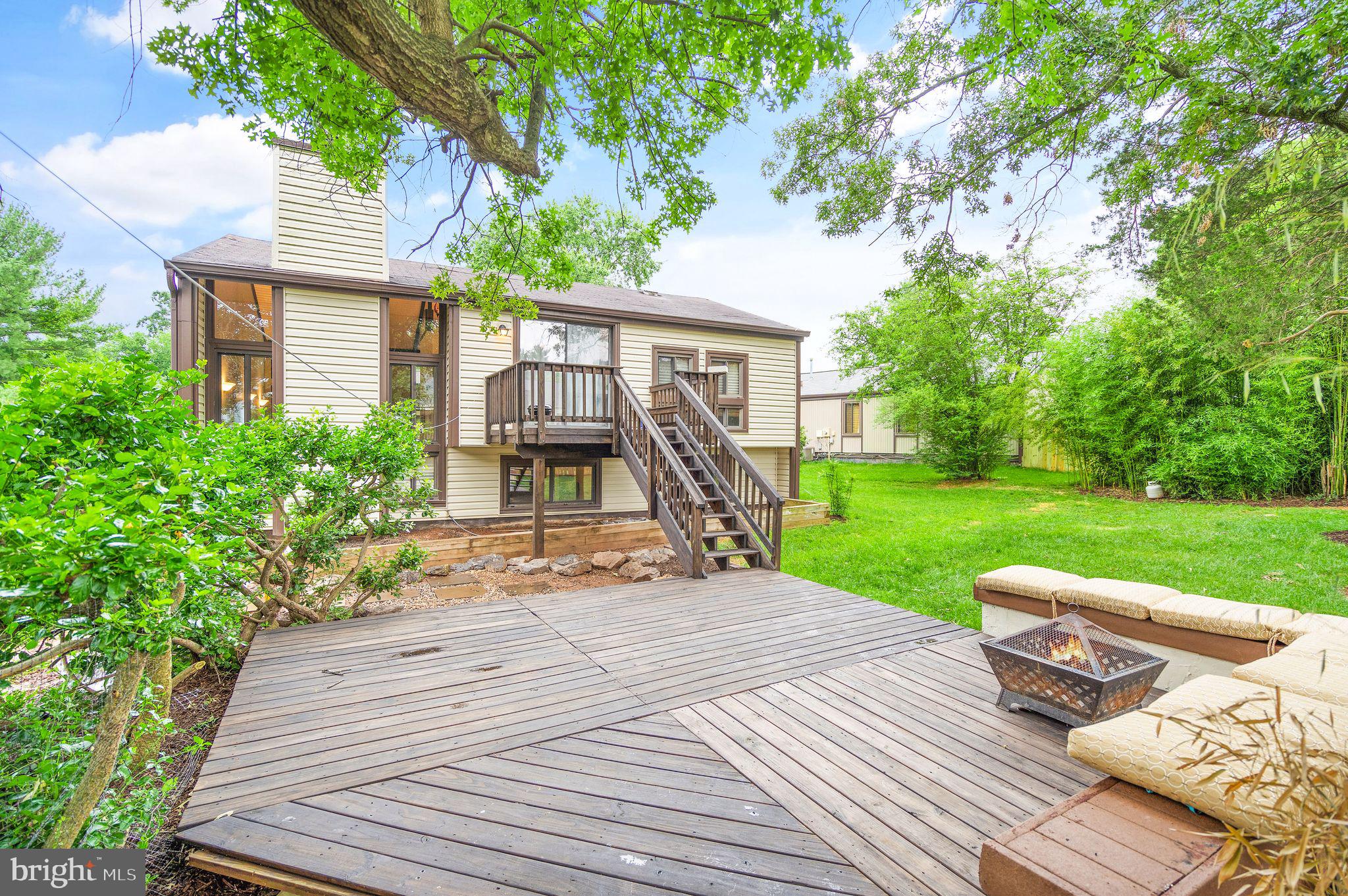 178 Magnolia Road Sterling, VA 20164 - Photo 32 of 42