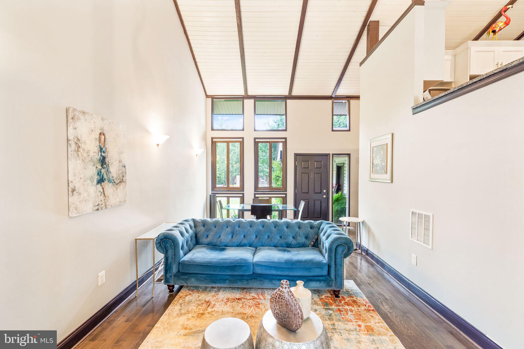 178 Magnolia Road Sterling, VA 20164 - Photo 9 of 42