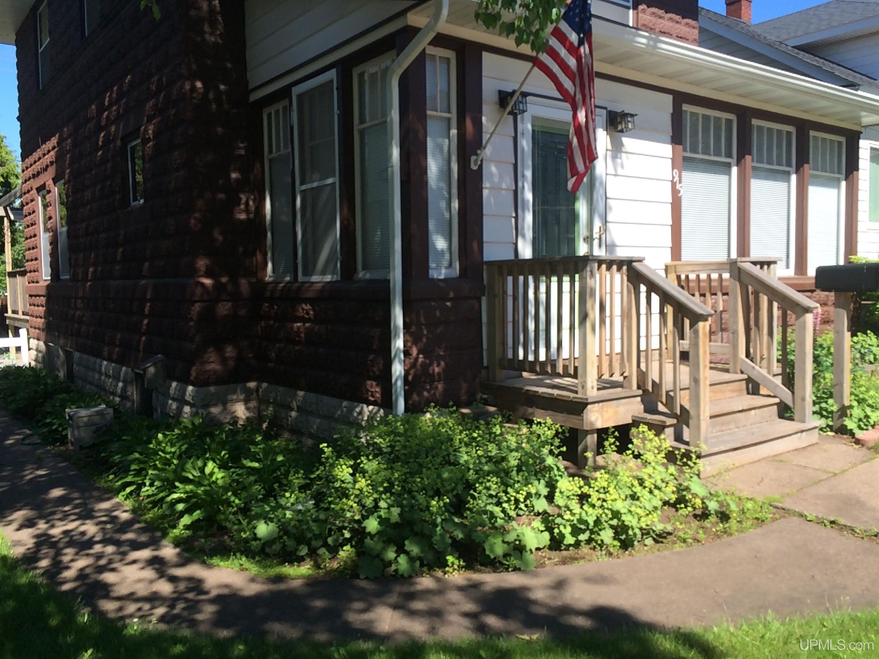 915 North 3rd Street Ishpeming, MI 49849 - Photo 2 of 30