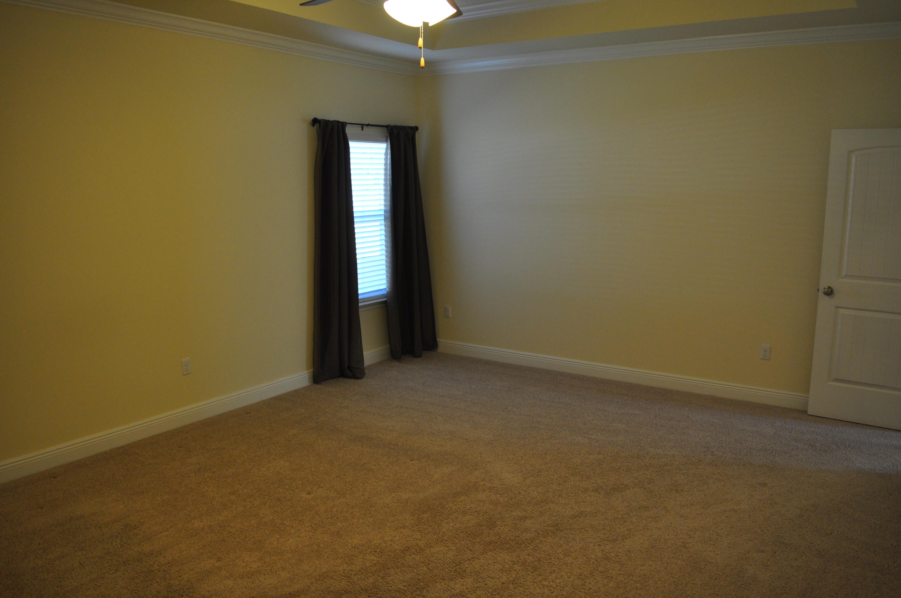 46 Nelly Street Freeport, FL 32439 - Photo 13 of 16 an empty room with a bathroom