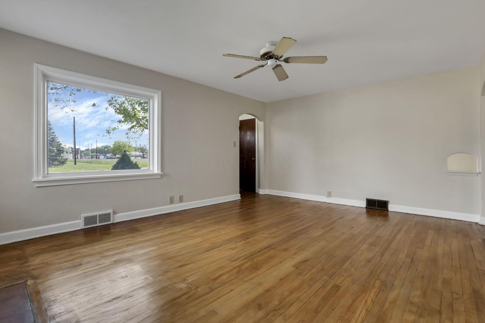 206 Goose Pond Road Newark, OH 43055 - Photo 8 of 39 8