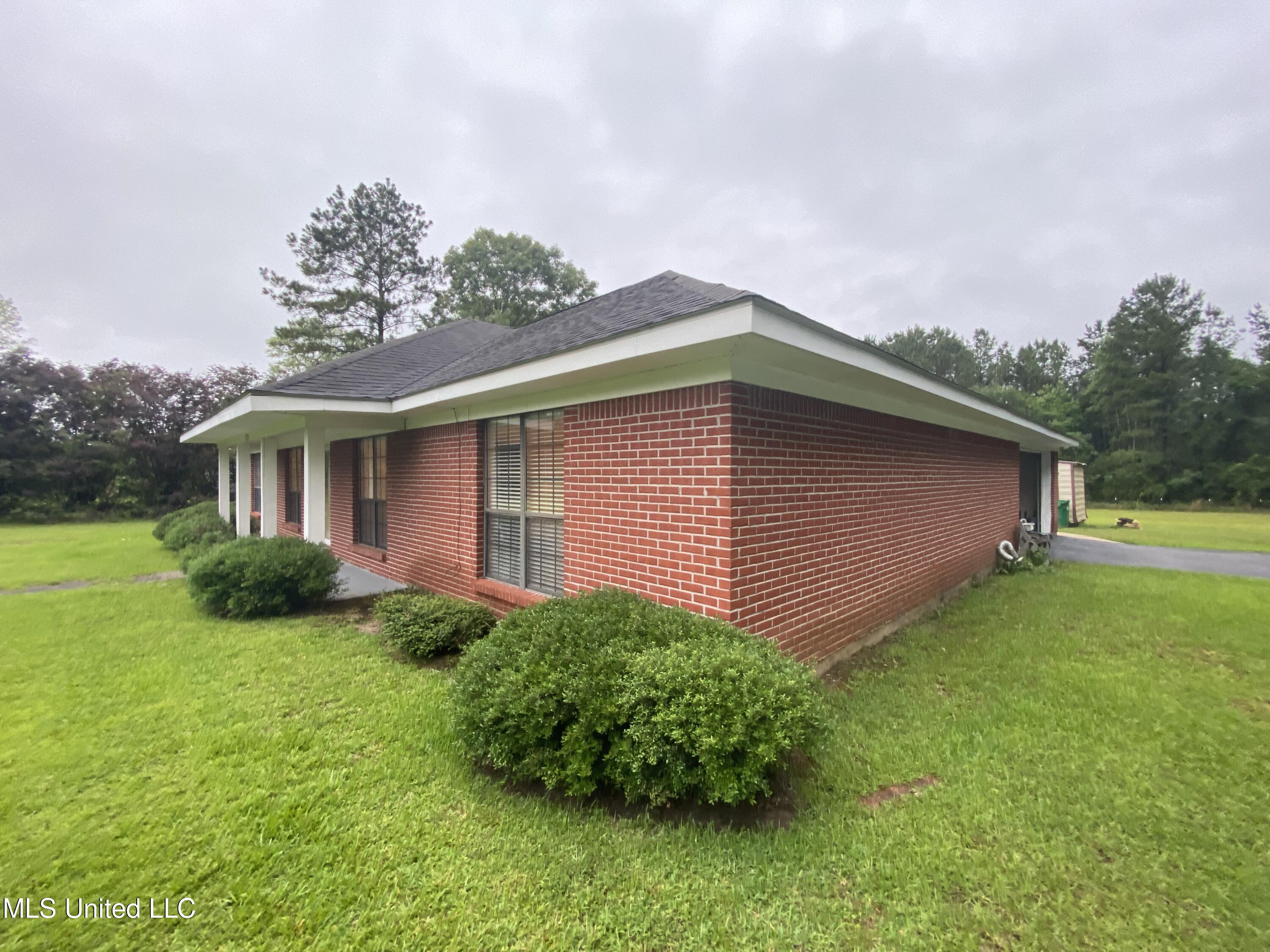 16533 Campground Road Vancleave, MS 39565 - Photo 2 of 50 IMG_0688