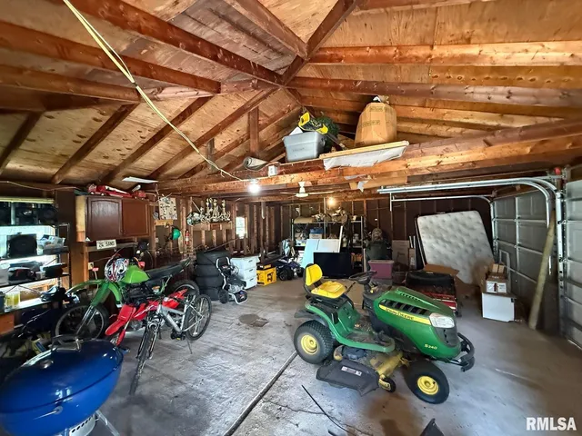 $178,000 | 14909 North Fruitland Lane, Chillicothe, IL 61523