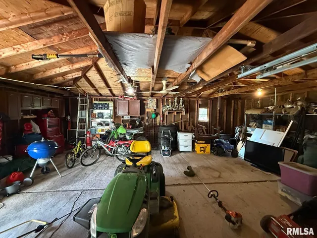 $178,000 | 14909 North Fruitland Lane, Chillicothe, IL 61523