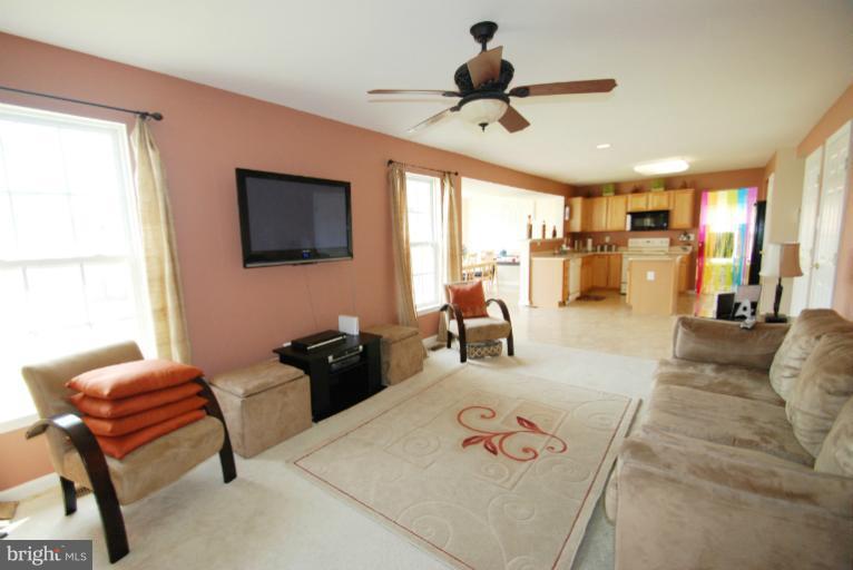 4 Robins Court Ridgely, MD 21660 - Photo 19 of 30 Family Room
