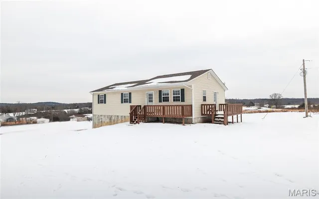 $265,000 | 26012 Satellite Road, Laquey, MO 65534