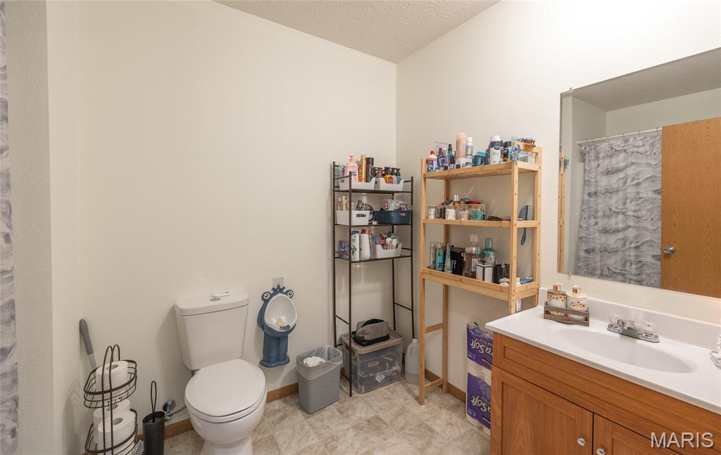 26012 Satellite Road Laquey, MO 65534 - Photo 18 of 34