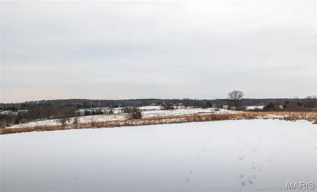 $265,000 | 26012 Satellite Road, Laquey, MO 65534