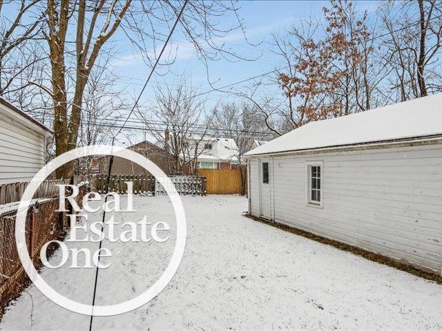 1200 Roslyn Road Grosse Pointe, MI 48236 - Photo 31 of 31 50139075-3D90C0EB-8736-468A-8C54-4954D8CAB1F6.JPG