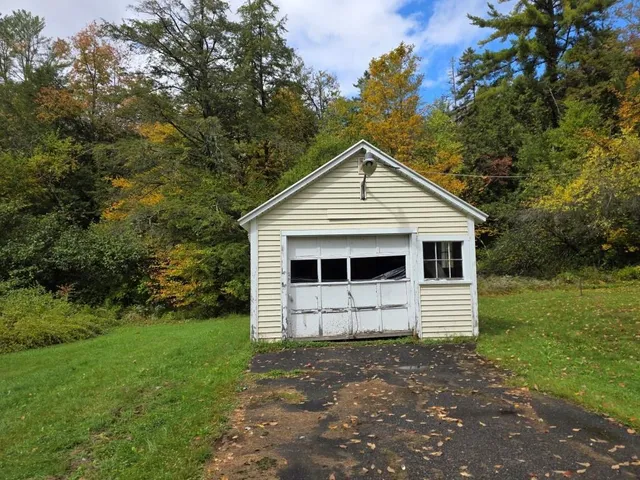 $148,900 | 4697 Main Road, Stamford, VT 05352