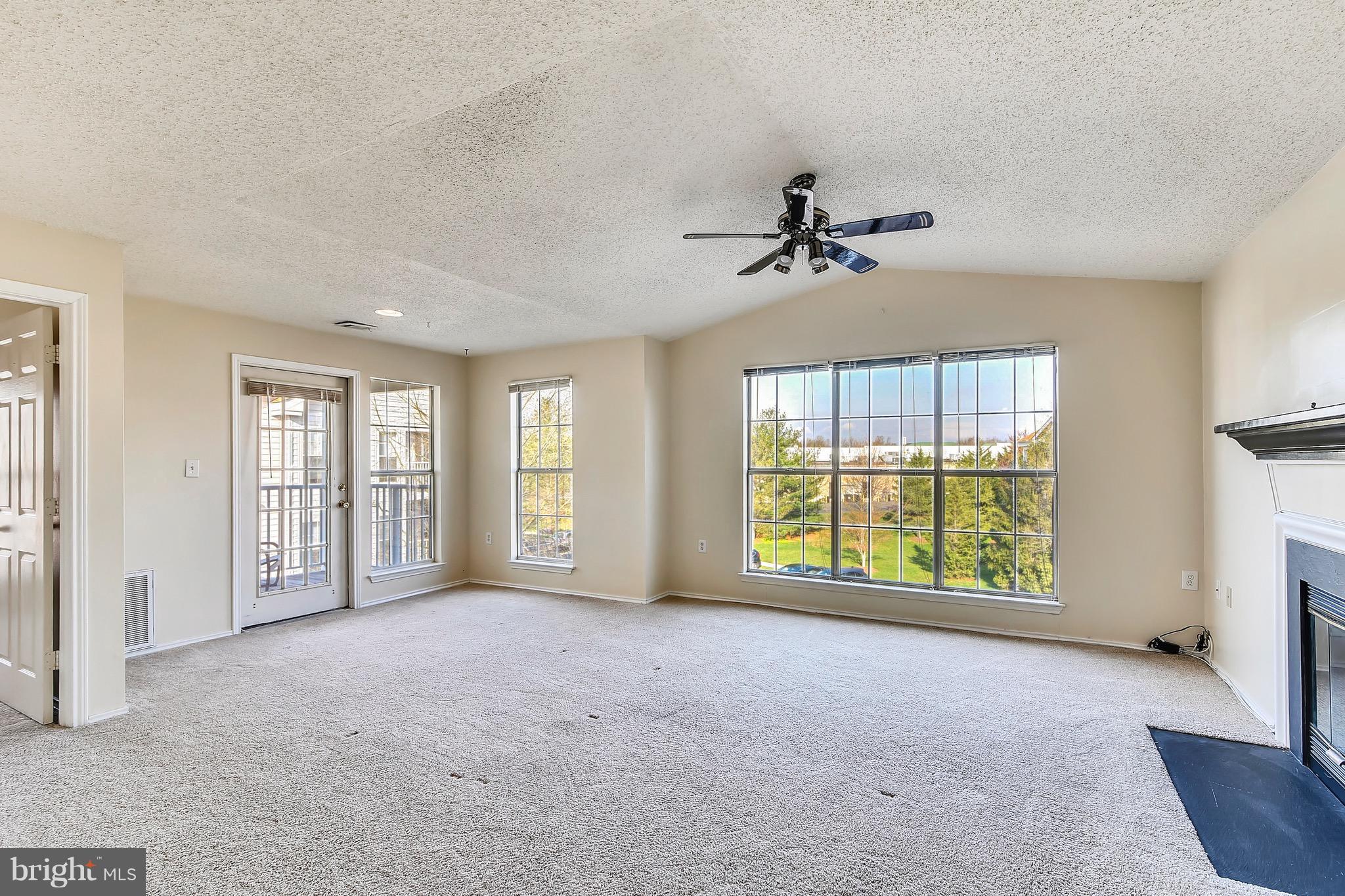 21023 Timber Ridge Terrace, Unit 304 Ashburn, VA 20147 - Photo 9 of 25 Family Room