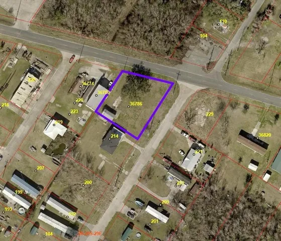 $25,000 | 36786 Highway 11, Buras, LA 70041