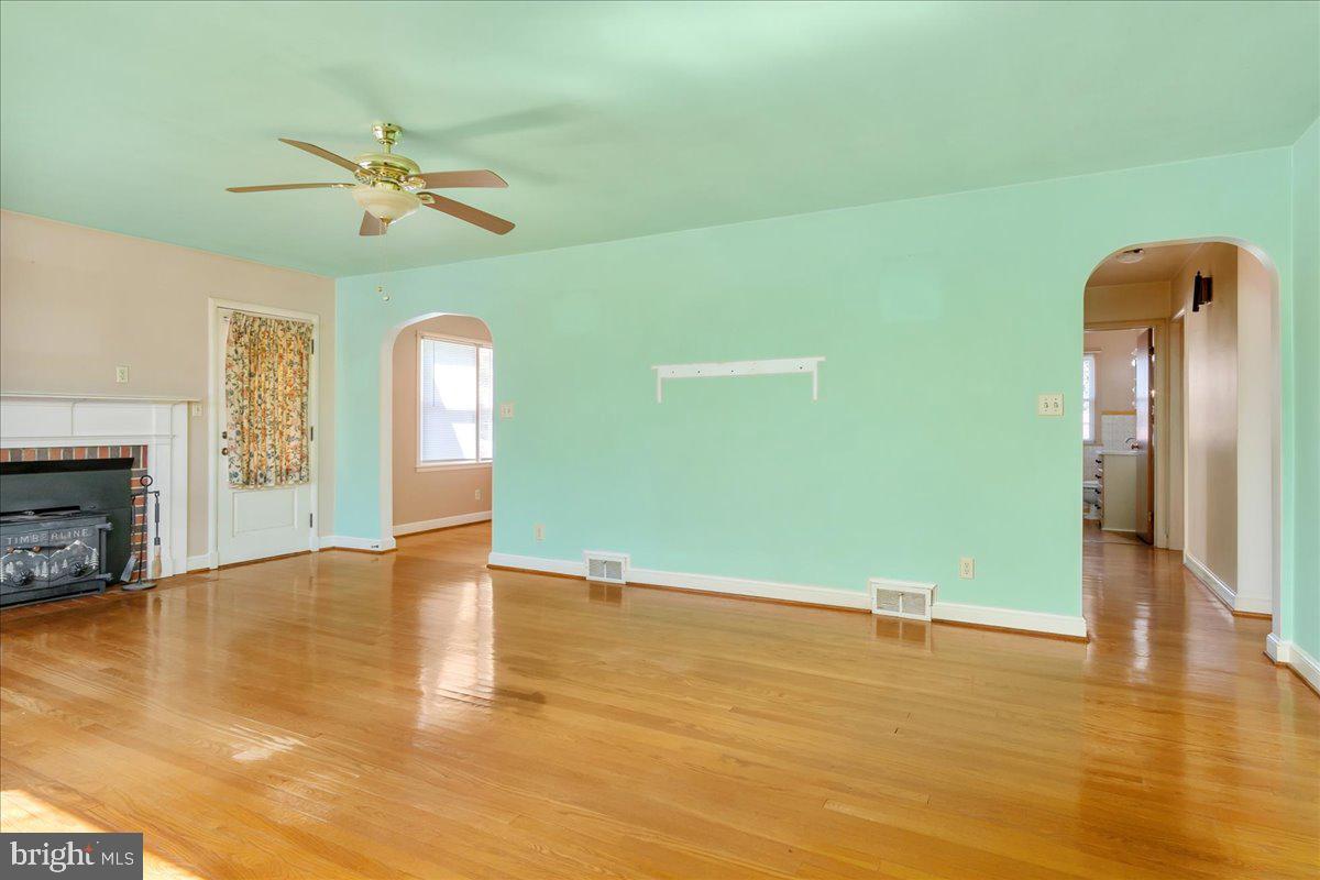 301 Avon Road Hagerstown, MD 21740 - Photo 9 of 31 Gallery Image 9