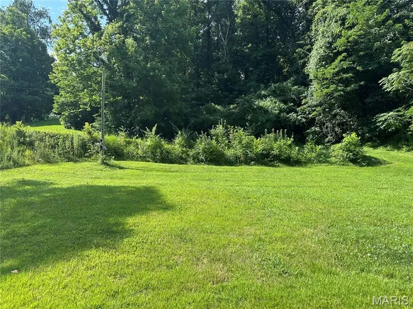 $17,000 | 636 Fern Drive, Belleville, IL 62223