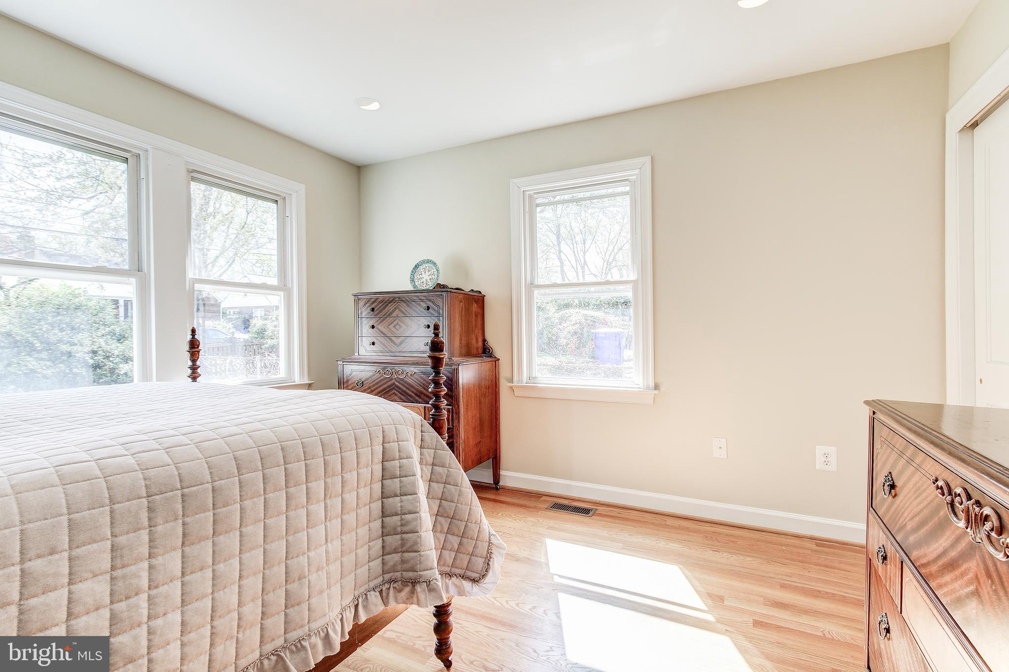 2009 Lansdowne Way Silver Spring, MD 20910 - Photo 22 of 51 Gallery Image 22