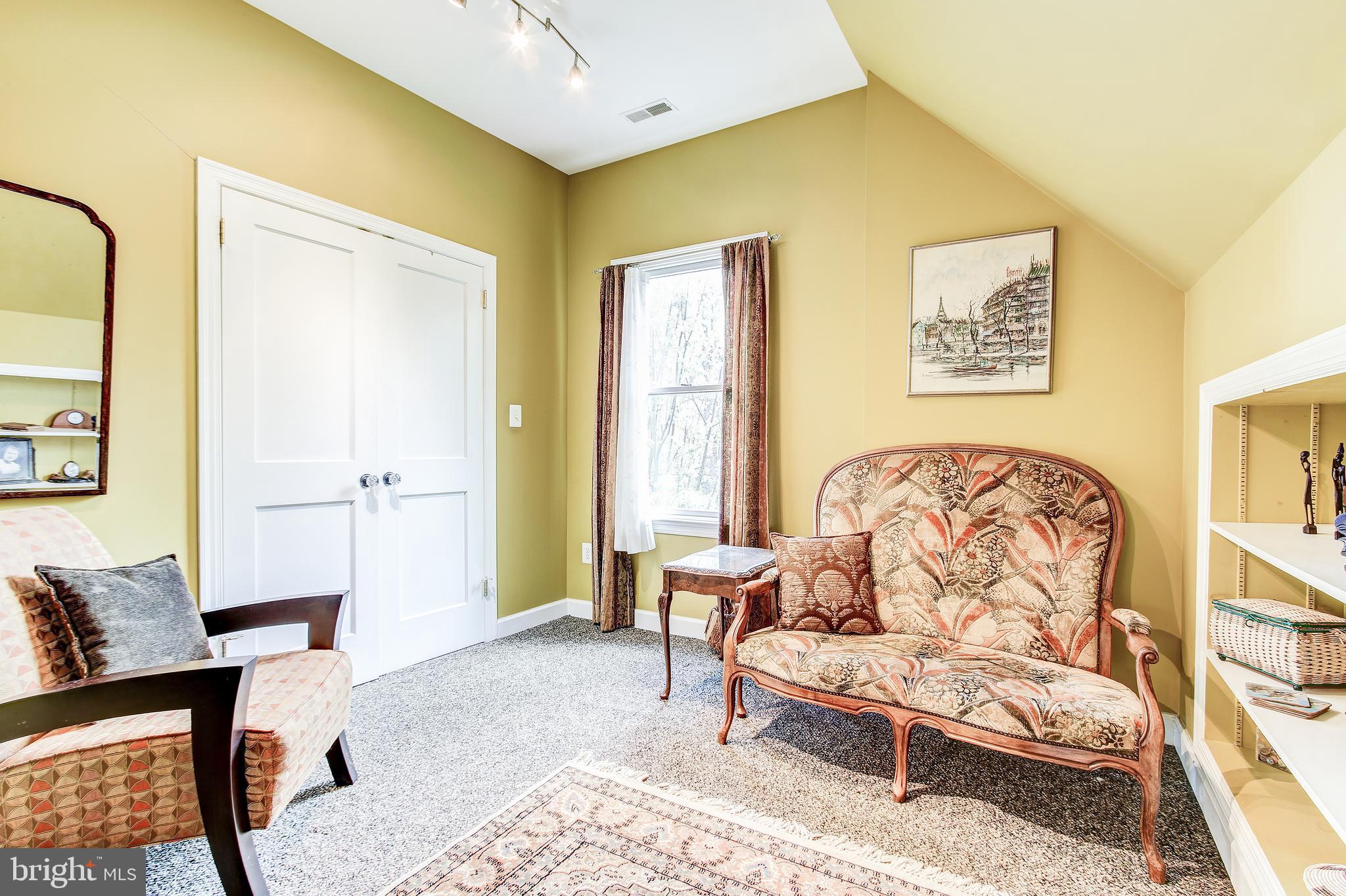 2009 Lansdowne Way Silver Spring, MD 20910 - Photo 28 of 51 Gallery Image 28