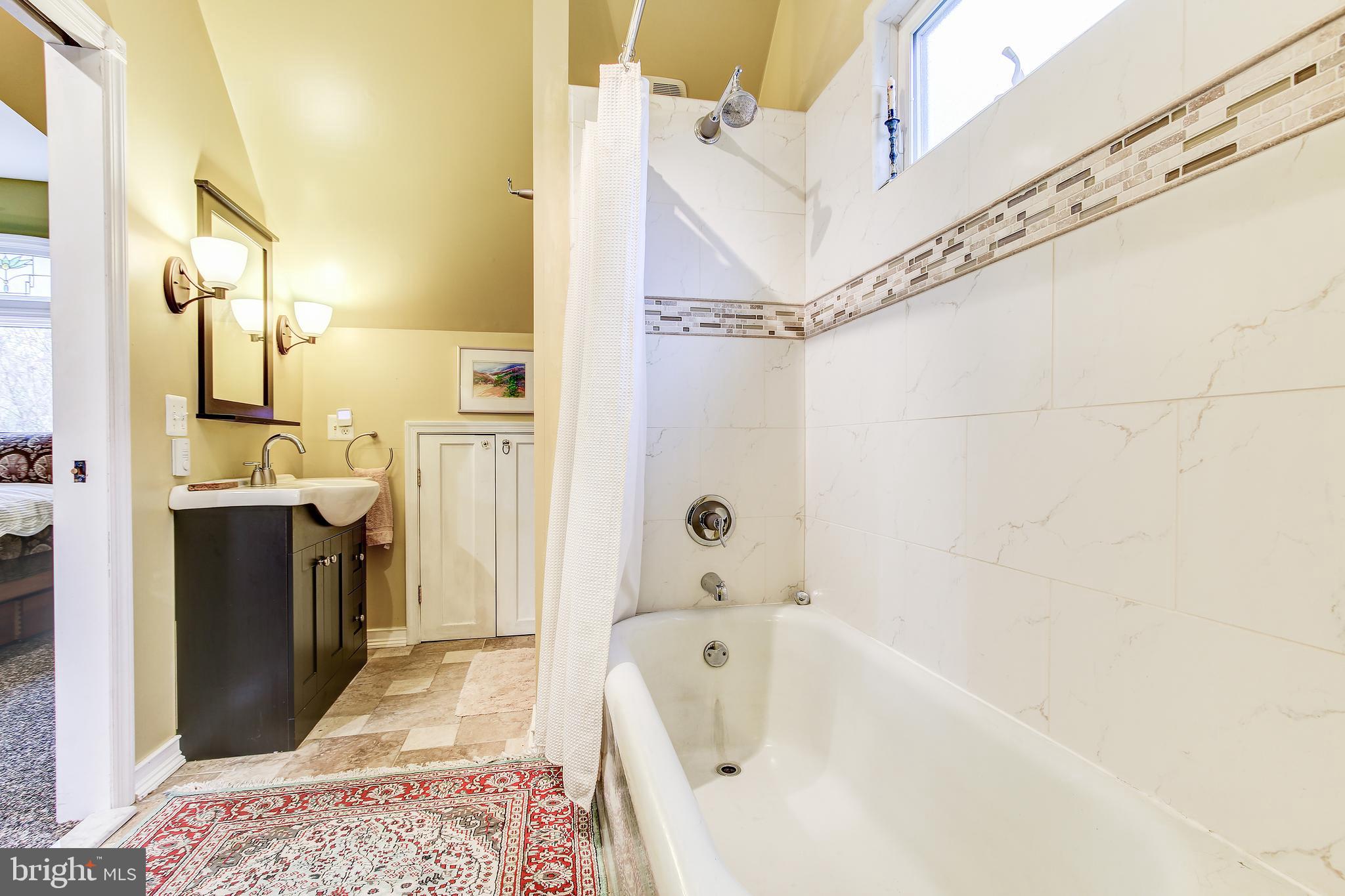 2009 Lansdowne Way Silver Spring, MD 20910 - Photo 29 of 51 Gallery Image 29