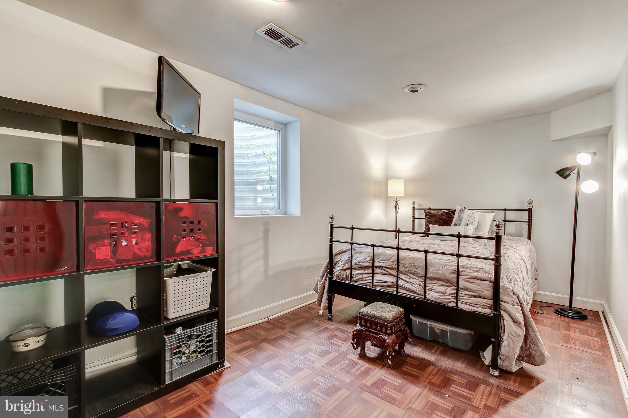 2009 Lansdowne Way Silver Spring, MD 20910 - Photo 35 of 51 Gallery Image 35