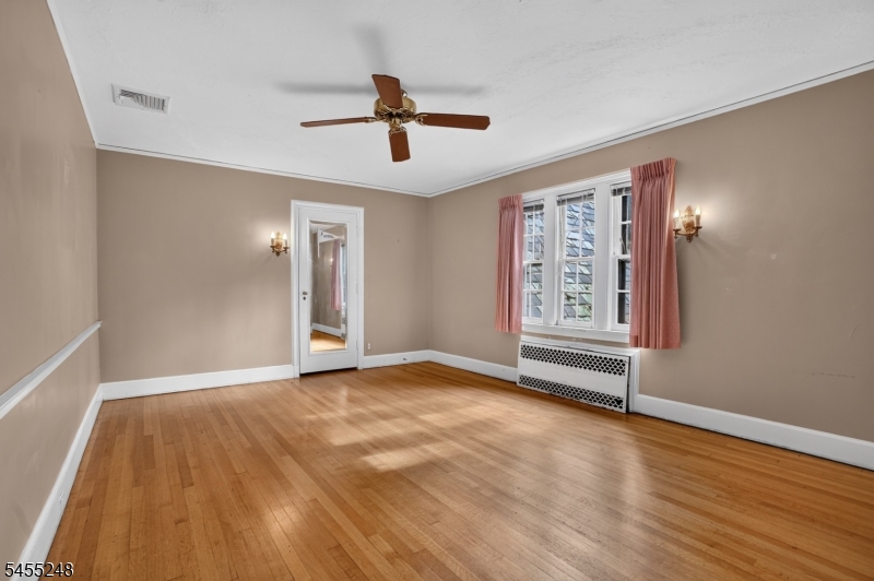 425 Ridgewood Avenue Glen Ridge, NJ 07028 - Photo 18 of 25 Gallery Image 18