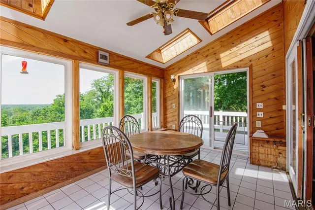 $335,000 | 634 North 200th Street, Vandalia, IL 62471