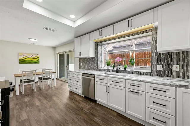 $375,000 | 1606 Sutters Mill Drive, Carrollton, TX 75007