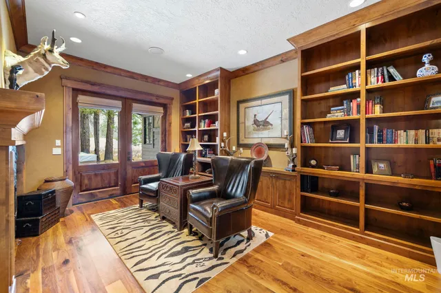 $2,900,000 | 791 Discovery Drive, Cascade, ID 83611