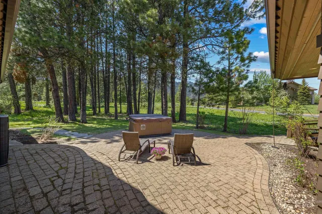 $2,900,000 | 791 Discovery Drive, Cascade, ID 83611