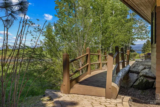 $2,900,000 | 791 Discovery Drive, Cascade, ID 83611