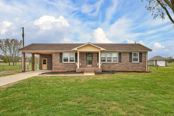 $220,000 | 2117 Ardmore Highway, Ardmore, TN 38449