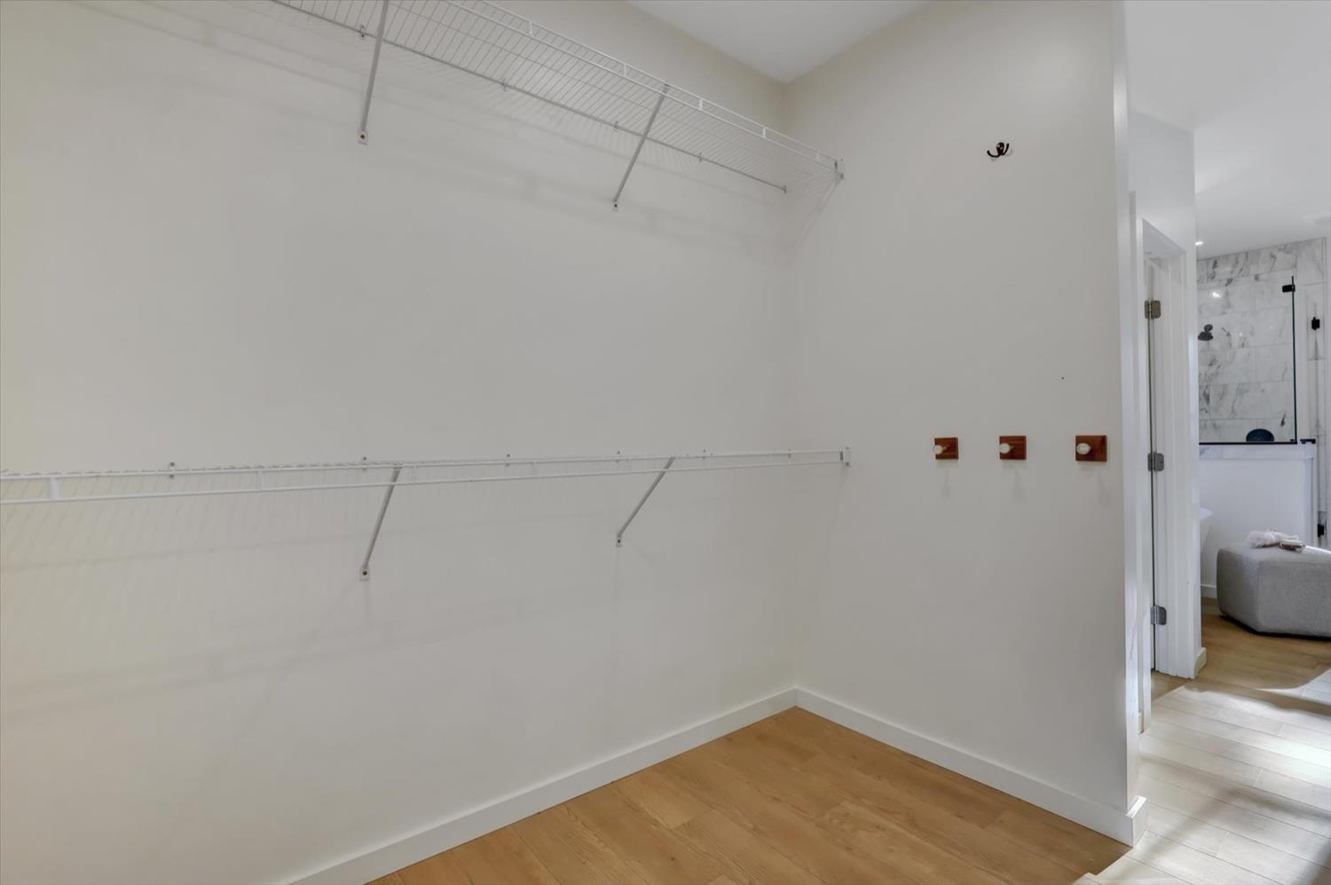 16304 Cooper Road Nevada City, CA 95959 - Photo 33 of 60 Primary Walk In Closet