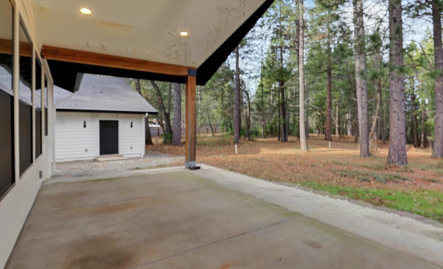 16304 Cooper Road Nevada City, CA 95959 - Photo 49 of 60 Covered Back Patio