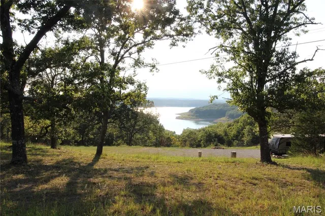 $340,000 | 932 State Hwy HH, Isabella, MO 65676