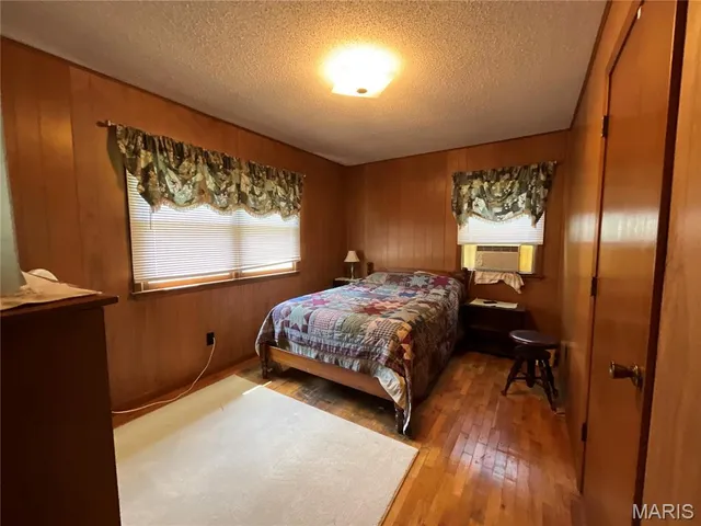 $340,000 | 932 State Hwy HH, Isabella, MO 65676