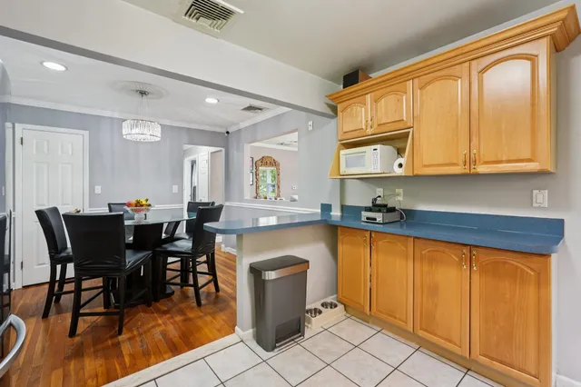 $549,000 | 17 Maplewood Boulevard, Suffern, NY 10901