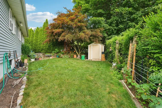 $549,000 | 17 Maplewood Boulevard, Suffern, NY 10901